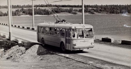 1-й троллейбус на II БКК. 1960-е годы..jpg