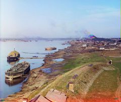 Вид на г. Пермь с железнодорожного моста через Каму