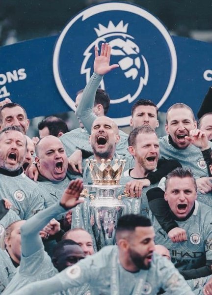 Man City rat gan kha nang bi cam du Champions League mua toi