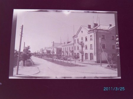 Жилые дома на ул. Щорса в г. Березняки.1955-1956 г. Перспектива фасадов..jpg